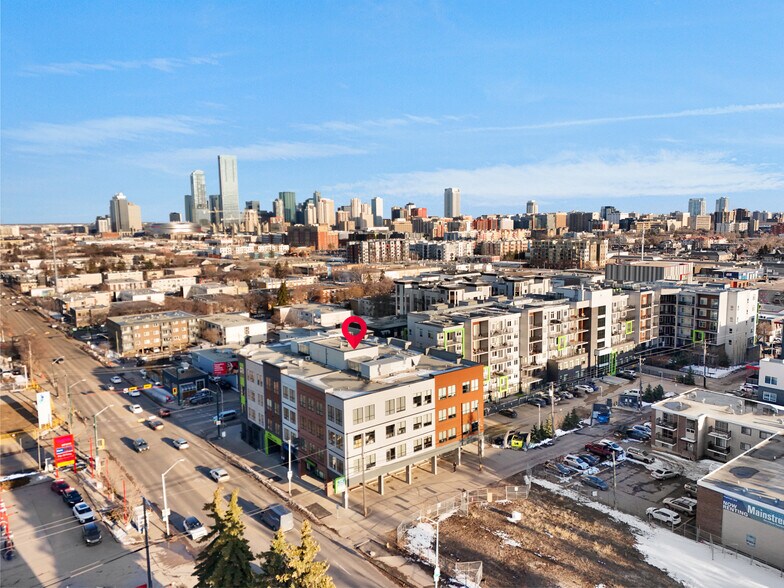 11611 107th Ave NW, Edmonton, AB for lease - Building Photo - Image 2 of 14