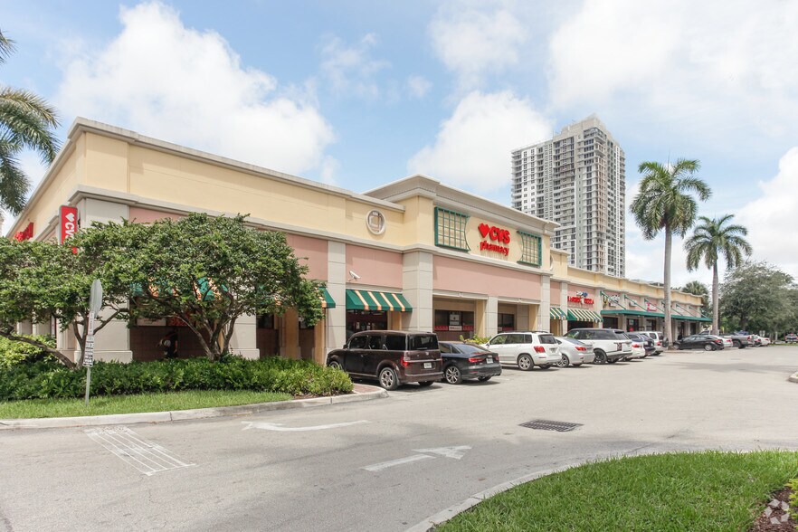 1-51 N Federal Hwy, Fort Lauderdale, FL à louer - Photo du bâtiment - Image 3 de 4