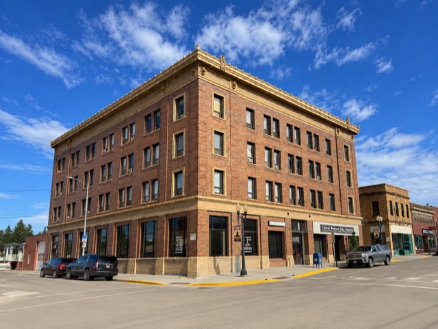 505 W Main St, Lewistown, MT for lease - Building Photo - Image 3 of 7