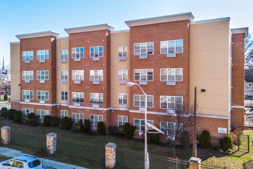 120 Halsted St, East Orange, NJ for sale - Building Photo - Image 1 of 18