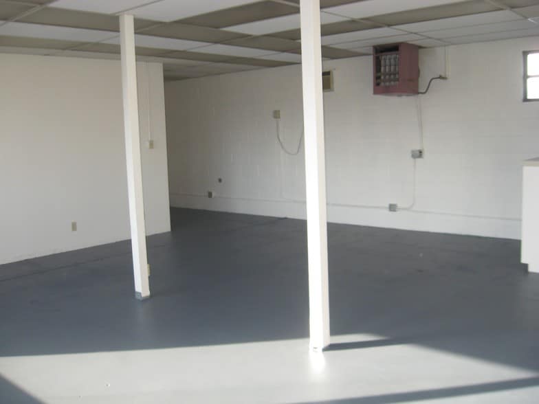 1216 Yuba St, Marysville, CA for lease - Building Photo - Image 2 of 3