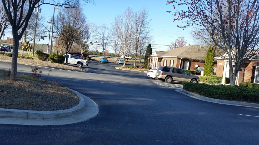 3613 Braselton Hwy, Dacula, GA à vendre - Photo du bâtiment - Image 2 de 9