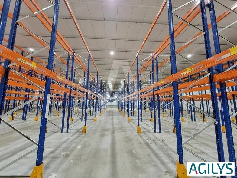 Bureau dans Chilly-Mazarin à louer - Photo intérieure - Image 3 de 6