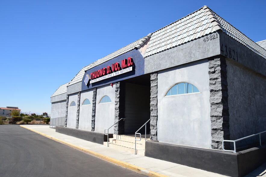 43821 15th St W, Lancaster, CA for sale - Building Photo - Image 1 of 18