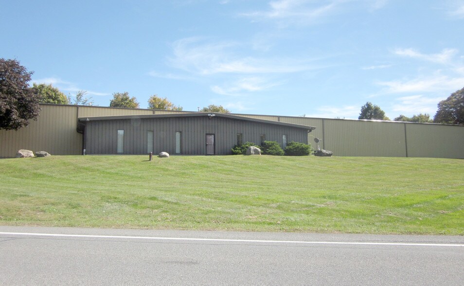 3050 State Route 208, Wallkill, NY à vendre - Photo principale - Image 1 de 54