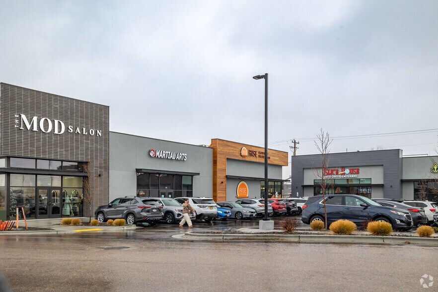 1582 W Orchard Park Dr, Meridian, ID à vendre - Photo principale - Image 1 de 5