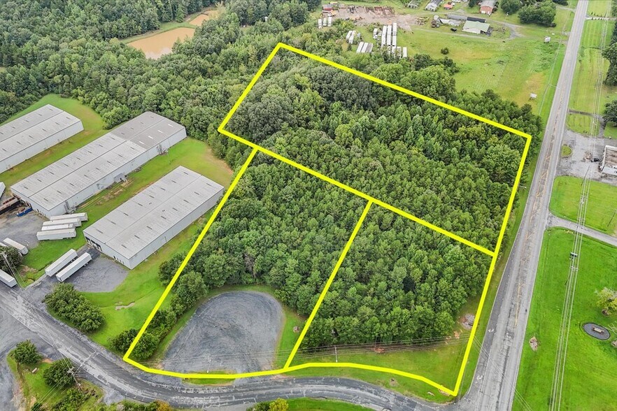 126 Waketa Dr, Asheboro, NC à vendre - Aérien - Image 1 de 7