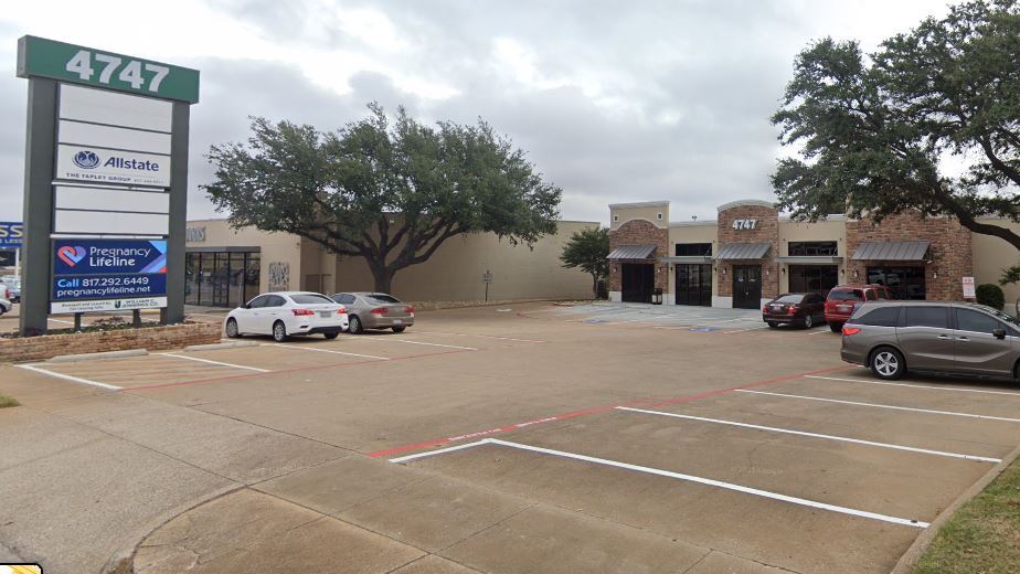 4747 S Hulen St, Fort Worth, TX à louer - Photo du bâtiment - Image 3 de 4