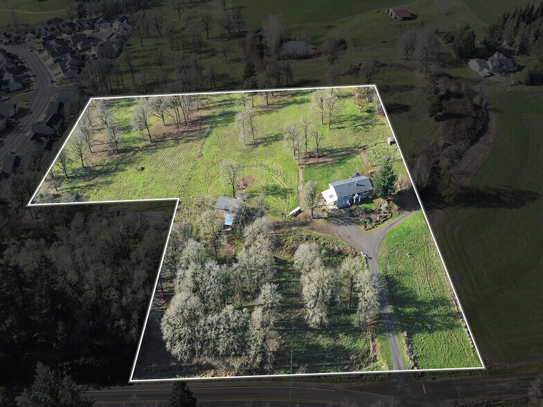 7209 Combest Ln SE, Turner, OR à vendre - Photo principale - Image 1 de 43