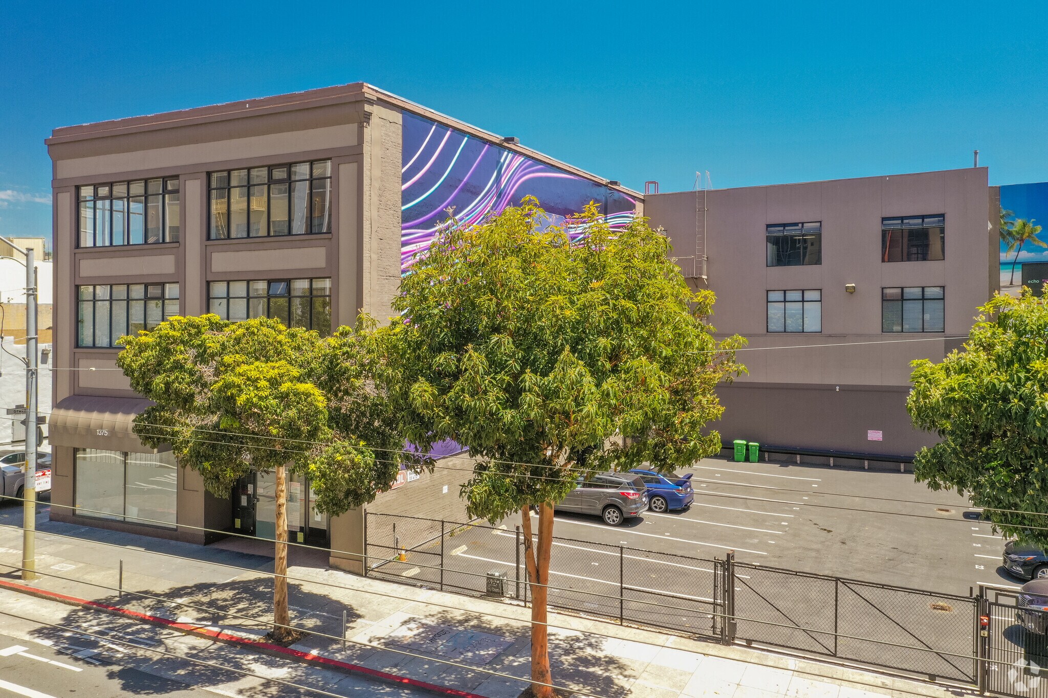1375-1385 Mission St, San Francisco, CA à louer Photo du bâtiment- Image 1 de 8