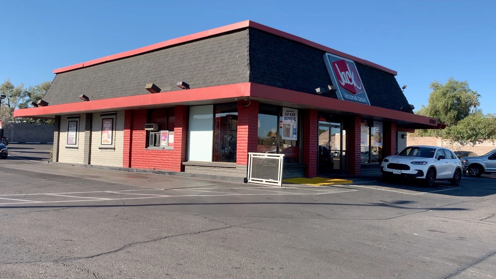 Mixed Use Liquidation Portfolio Sale portfolio of 2 properties for sale on LoopNet.ca Primary Photo- Image 1 of 71