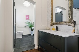 14 Perkins St, Newcastle à louer Photo intérieure- Image 2 de 4