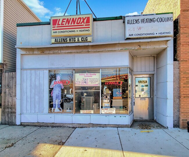 Plus de détails pour 10050 S Ewing Ave, Chicago, IL - Commerce de détail à vendre