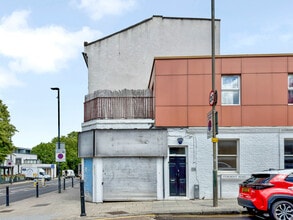 123-123C Lavender Hl, London for lease Building Photo- Image 2 of 8
