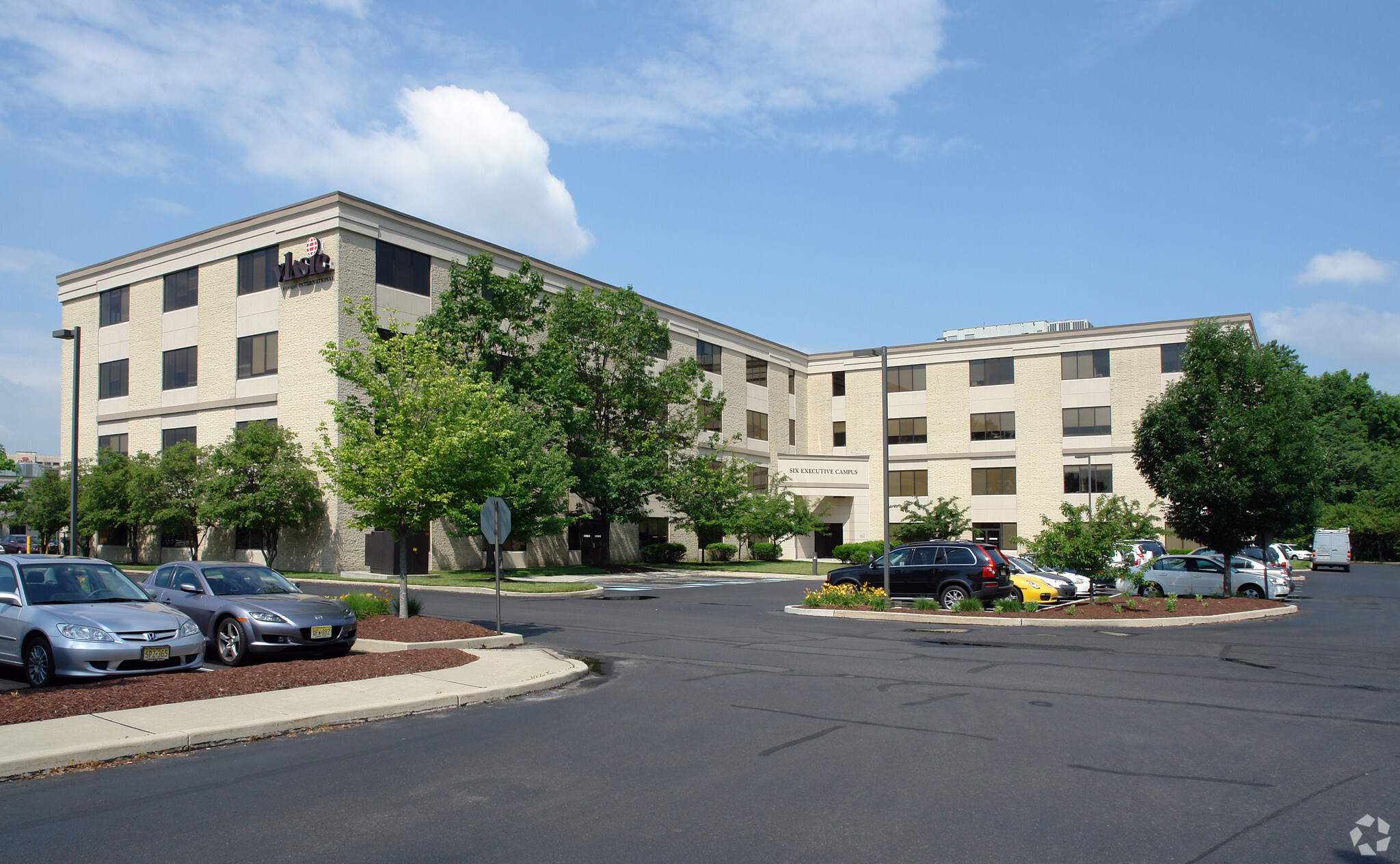 6 Executive Campus, Cherry Hill, NJ à vendre Photo principale- Image 1 de 1