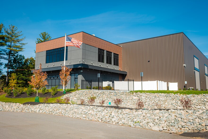 114 Lancaster Rd, Shirley, MA à vendre - Photo du bâtiment - Image 1 de 15