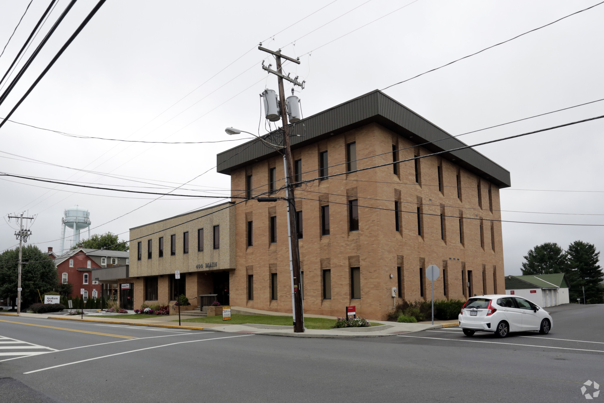 400 Main St, Red Hill, PA for sale Primary Photo- Image 1 of 1