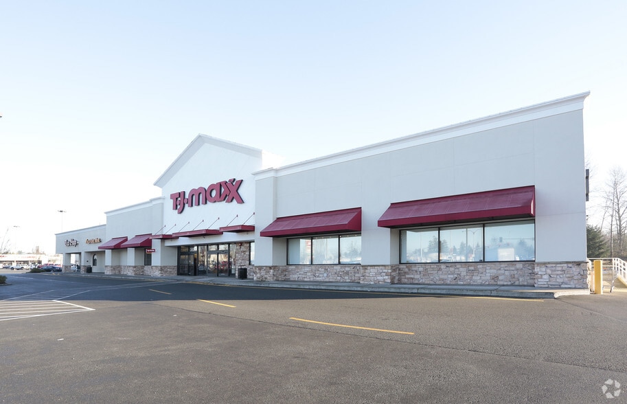 3705-3831 S Meridian, Puyallup, WA for lease - Building Photo - Image 3 of 8