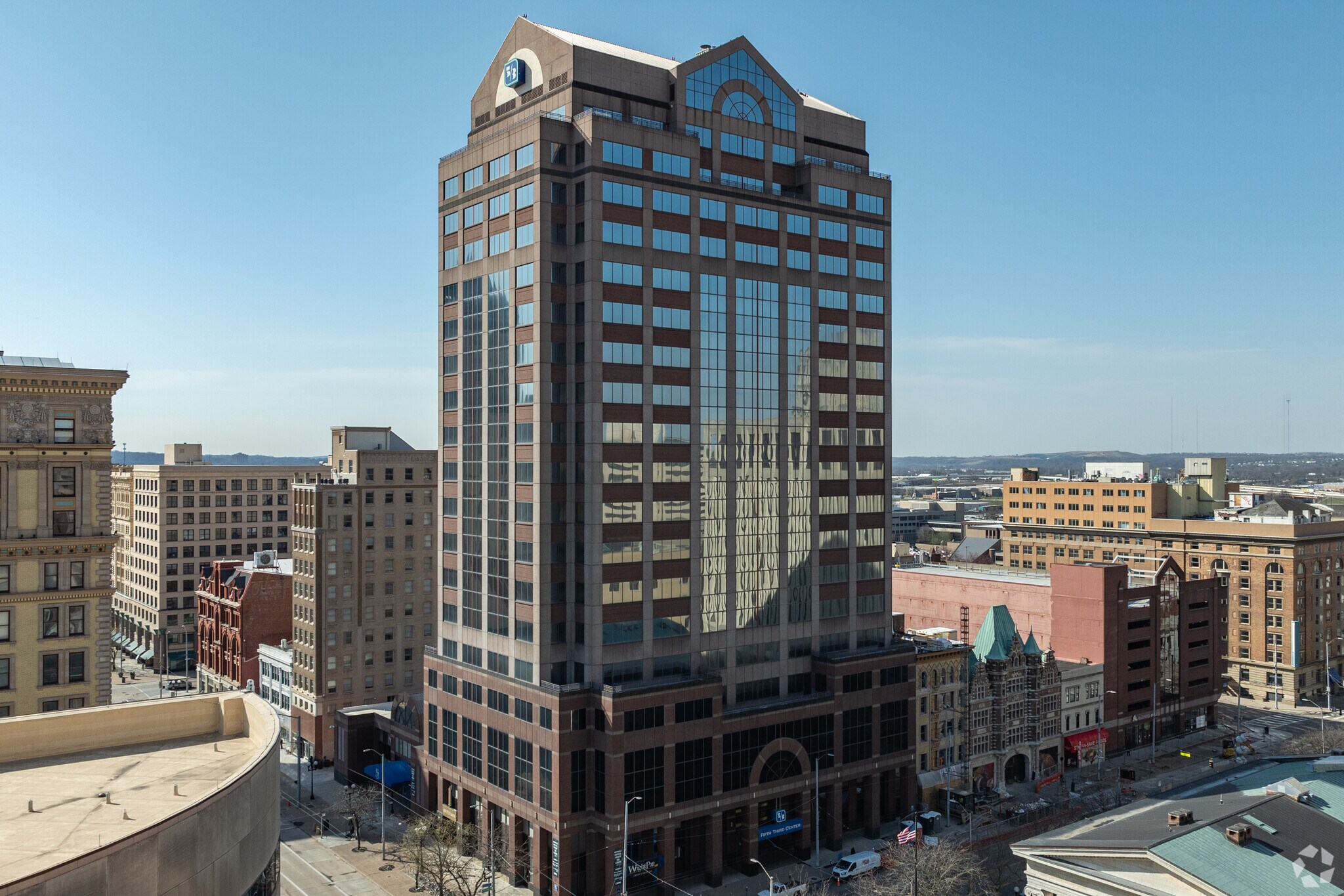 1 S Main St, Dayton, OH à louer Photo principale- Image 1 de 20