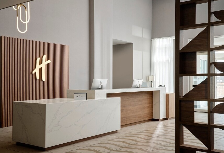 100 N Frontage Rd, Meridian, MS for sale - Building Photo - Image 3 of 21