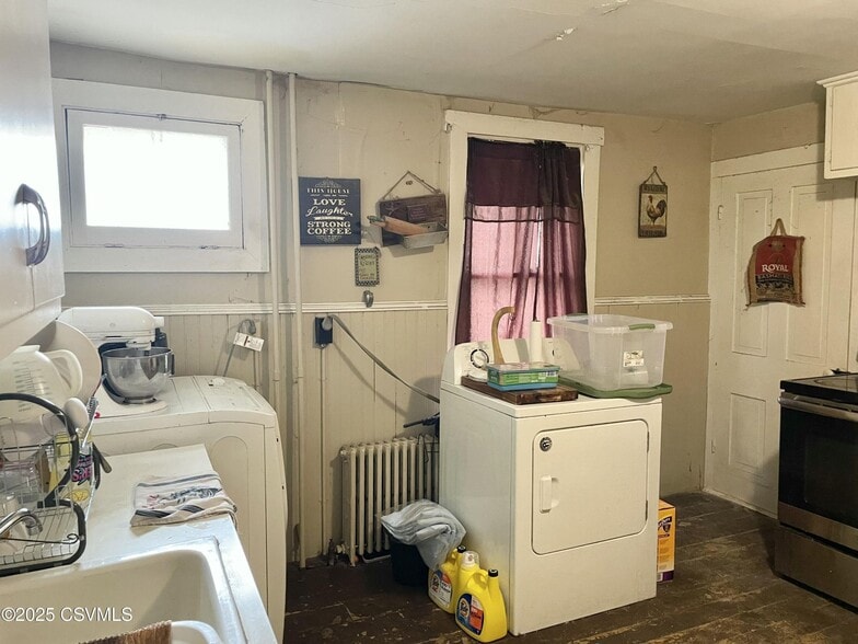 512 Chestnut St, Mifflinburg, PA for sale - Building Photo - Image 3 of 11