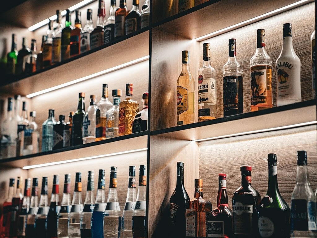 Calle de Ponzano, Madrid, Madrid for lease Interior Photo- Image 1 of 3