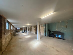 134-29 218th St, Springfield Gardens, NY for lease Building Photo- Image 2 of 5