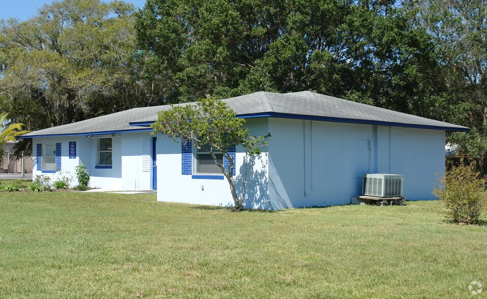 3209 30th Ave S, Saint Petersburg, FL à louer - Photo du bâtiment - Image 2 de 70
