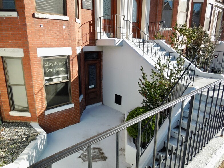 93-103 Court St, Plymouth, MA for lease - Building Photo - Image 2 of 6