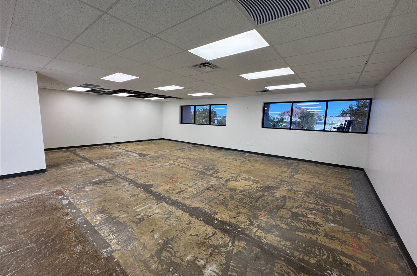 4801 E McDowell Rd, Phoenix, AZ 85008 - Unit 250 -  - Interior Photo - Image 1 of 2