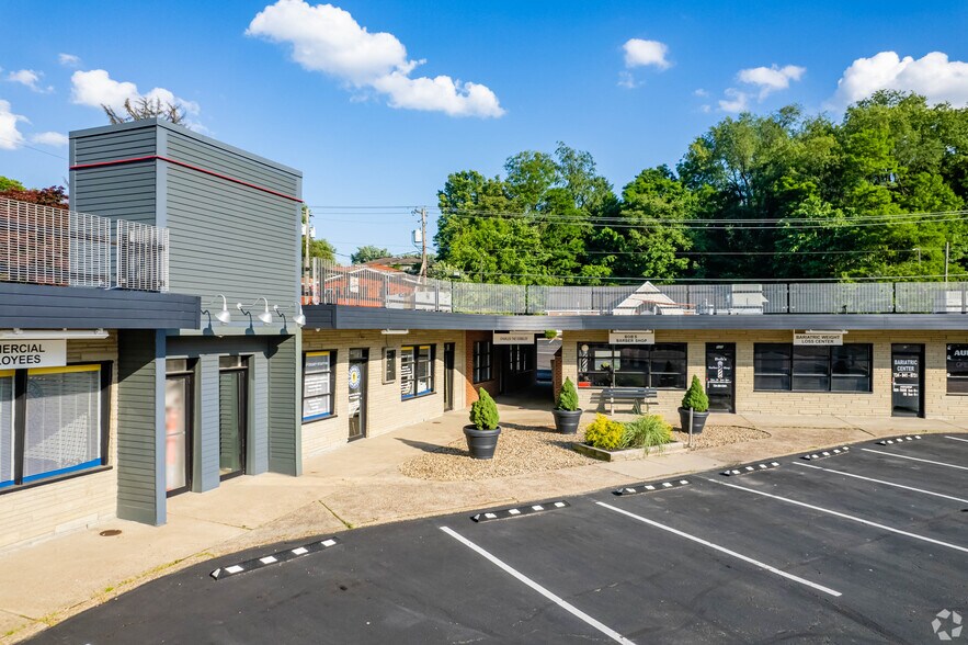 3515 Washington Rd, Canonsburg, PA à louer - Photo du bâtiment - Image 3 de 6