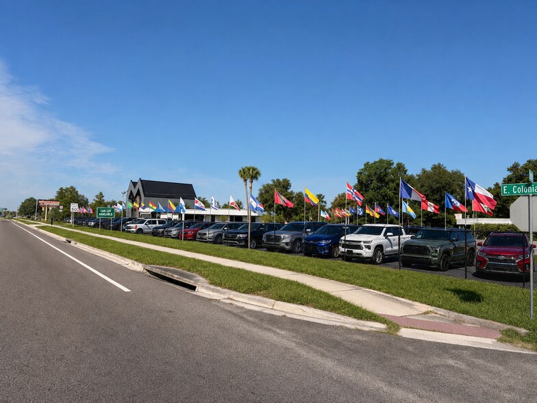6113 E Colonial Dr, Orlando, FL à louer - Photo du bâtiment - Image 3 de 9