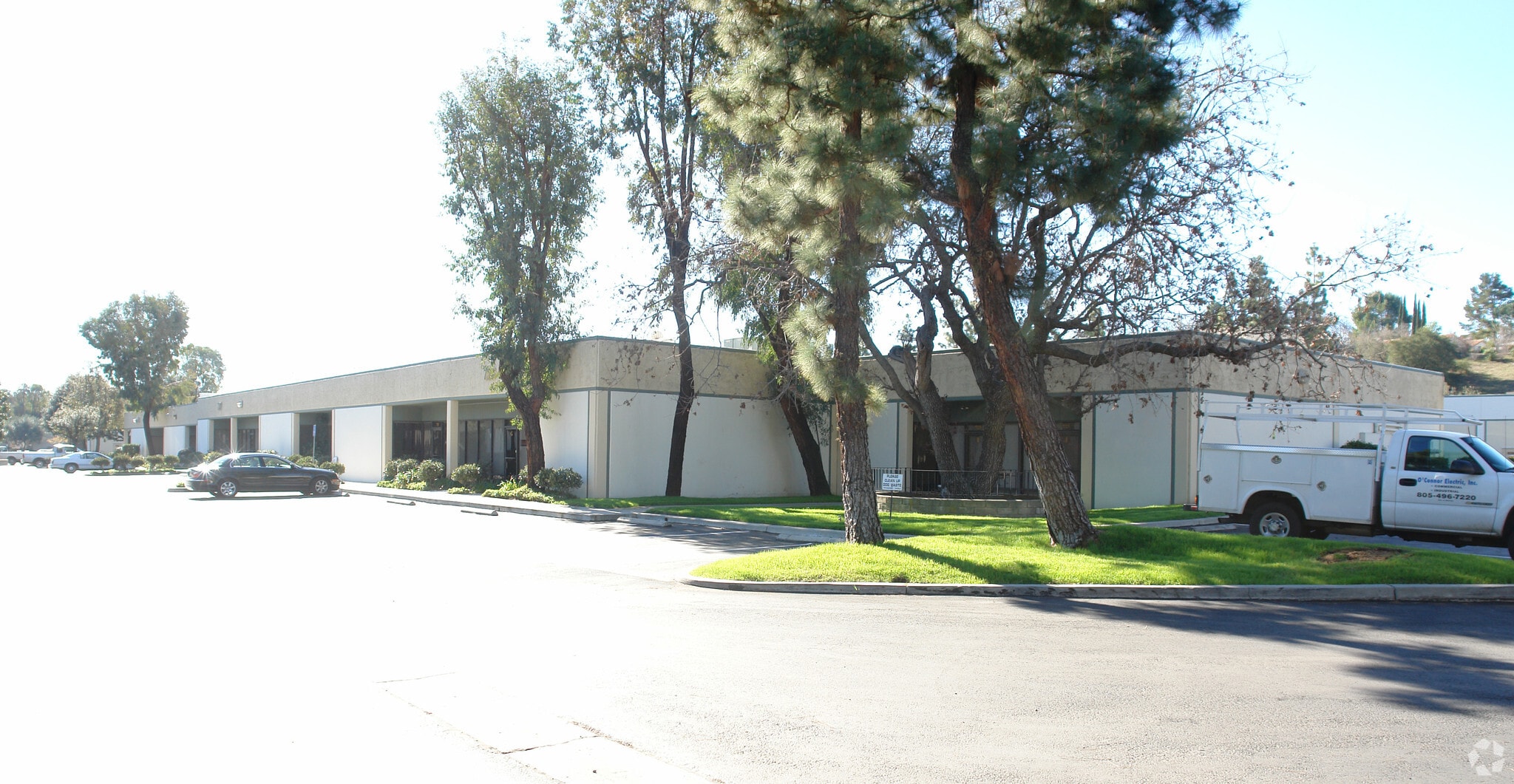 725 Lakefield Rd, Westlake Village, CA for lease Building Photo- Image 1 of 9