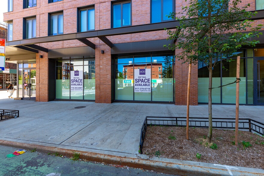 441 4th Ave, Brooklyn, NY for lease - Building Photo - Image 3 of 10