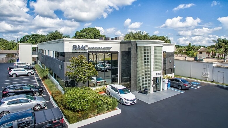 8902 N Dale Mabry Hwy, Tampa, FL à louer - Photo du bâtiment - Image 1 de 4