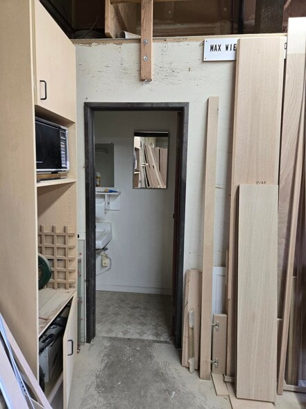 9906-9924 Canoga Ave, Chatsworth, CA for lease - Building Photo - Image 3 of 11