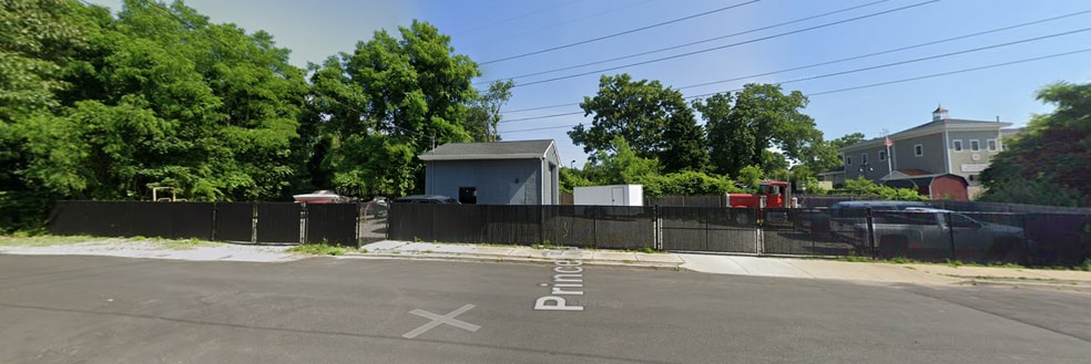 99 Prince Rd, Rocky Point, NY for lease - Building Photo - Image 2 of 9