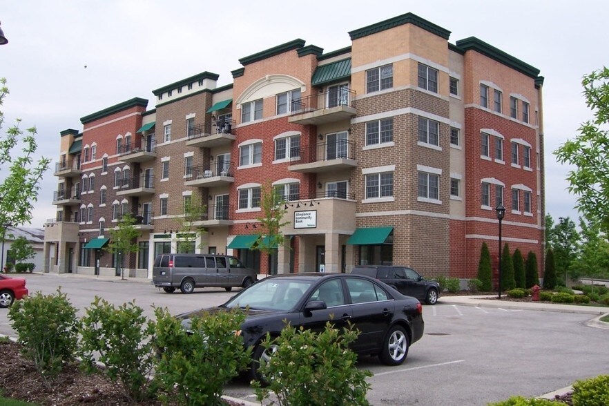 19806 S Wolf Rd, Mokena, IL à louer - Photo du bâtiment - Image 3 de 19