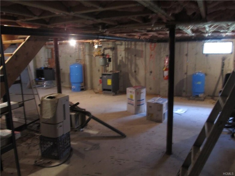 2288 State Route 208, Montgomery, NY à vendre - Photo du bâtiment - Image 3 de 27