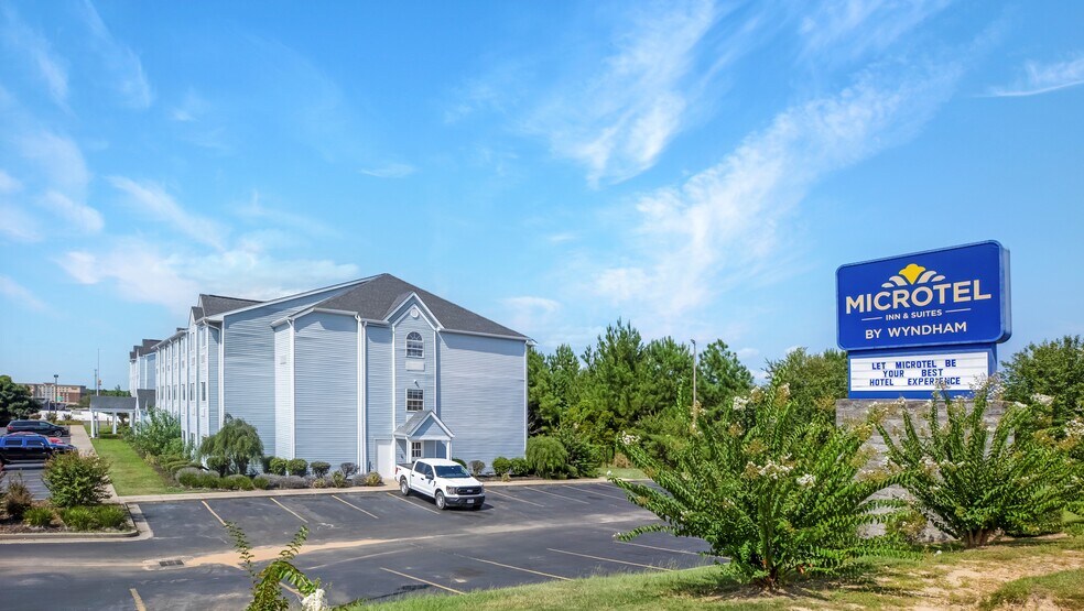 518 Bonita Lakes Dr, Meridian, MS à vendre - Photo du bâtiment - Image 2 de 21