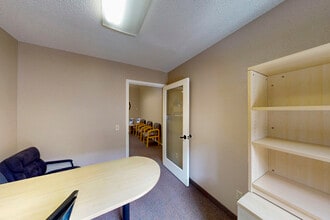 618 Quince St SE, Olympia, WA à louer Photo intérieure- Image 2 de 4