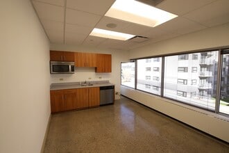 300 S Jackson St, Denver, CO for lease Interior Photo- Image 2 of 9