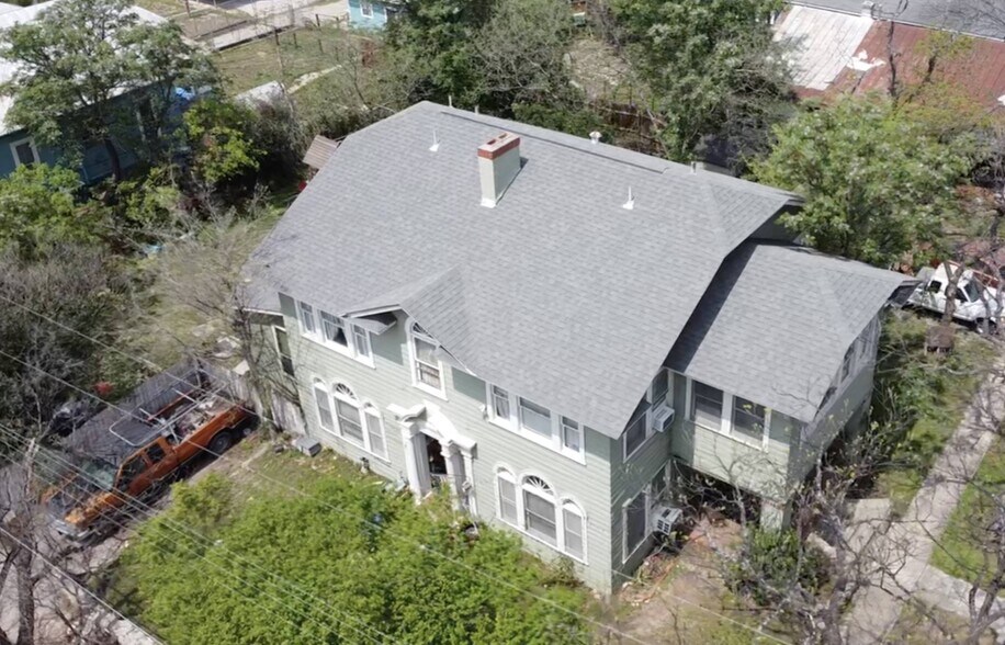 1731 N Interstate 35, San Antonio, TX for sale - Primary Photo - Image 1 of 3