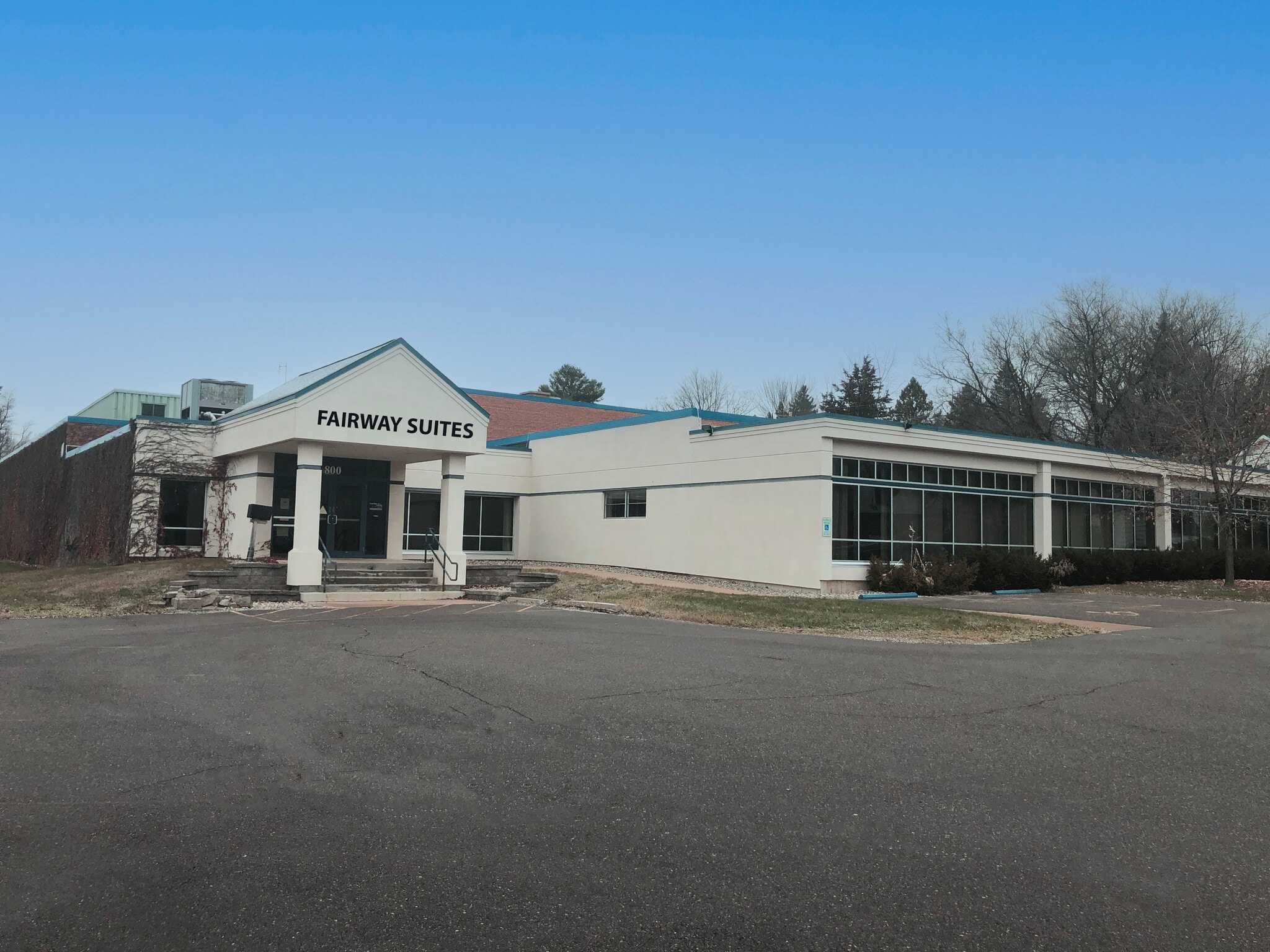 800 Scott St, Wausau, WI for lease Primary Photo- Image 1 of 24