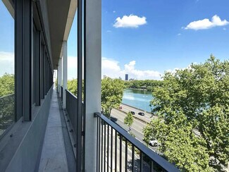 Plus de détails pour Bureau à vendre