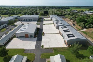 Plus de détails pour W Avenue C, Wetherby - Industriel à louer