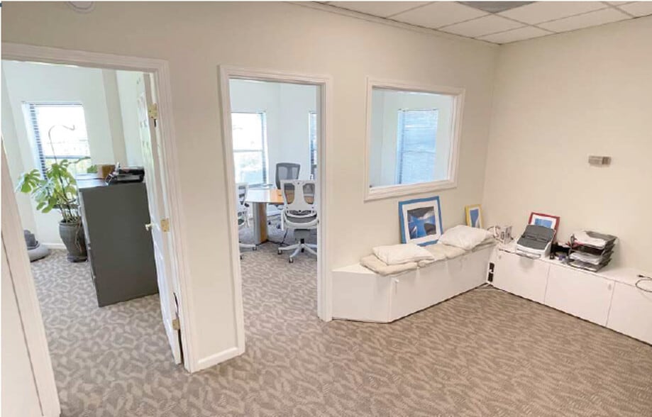1796 18th St, San Francisco, CA for lease - Building Photo - Image 3 of 7