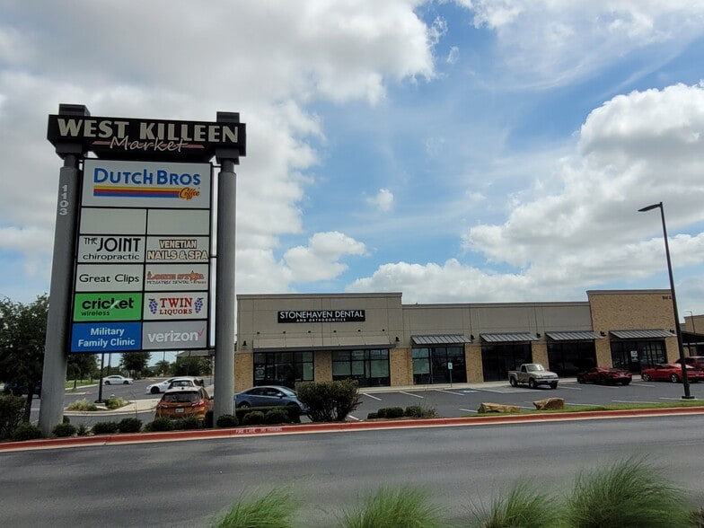 1103 W Stan Schlueter Loop, Killeen, TX for lease - Primary Photo - Image 1 of 7