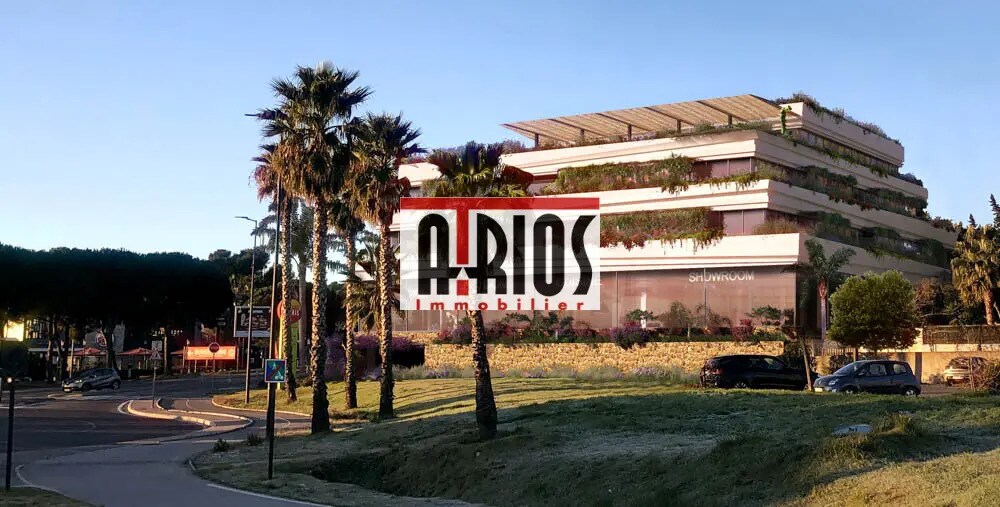 Office in La Seyne-sur-Mer for lease Building Photo- Image 1 of 10