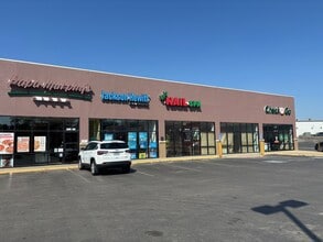 3040 W Broadway Blvd, Sedalia, MO à louer Photo du bâtiment- Image 2 de 12